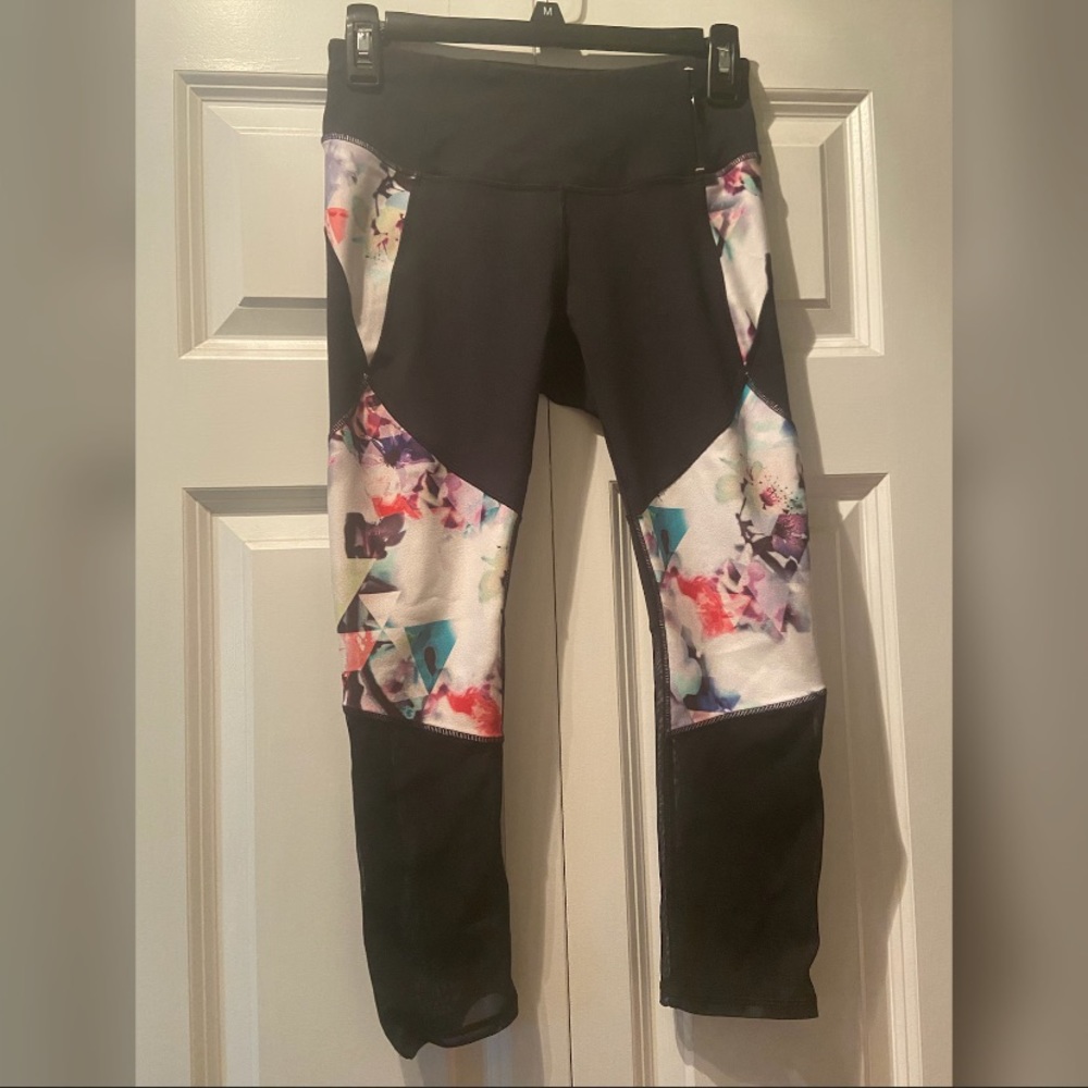 Calia Cropped/Capri Leggings